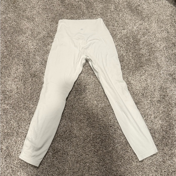 Lululemon Cream High-Waist Active Leggings - Picture 2 of 4